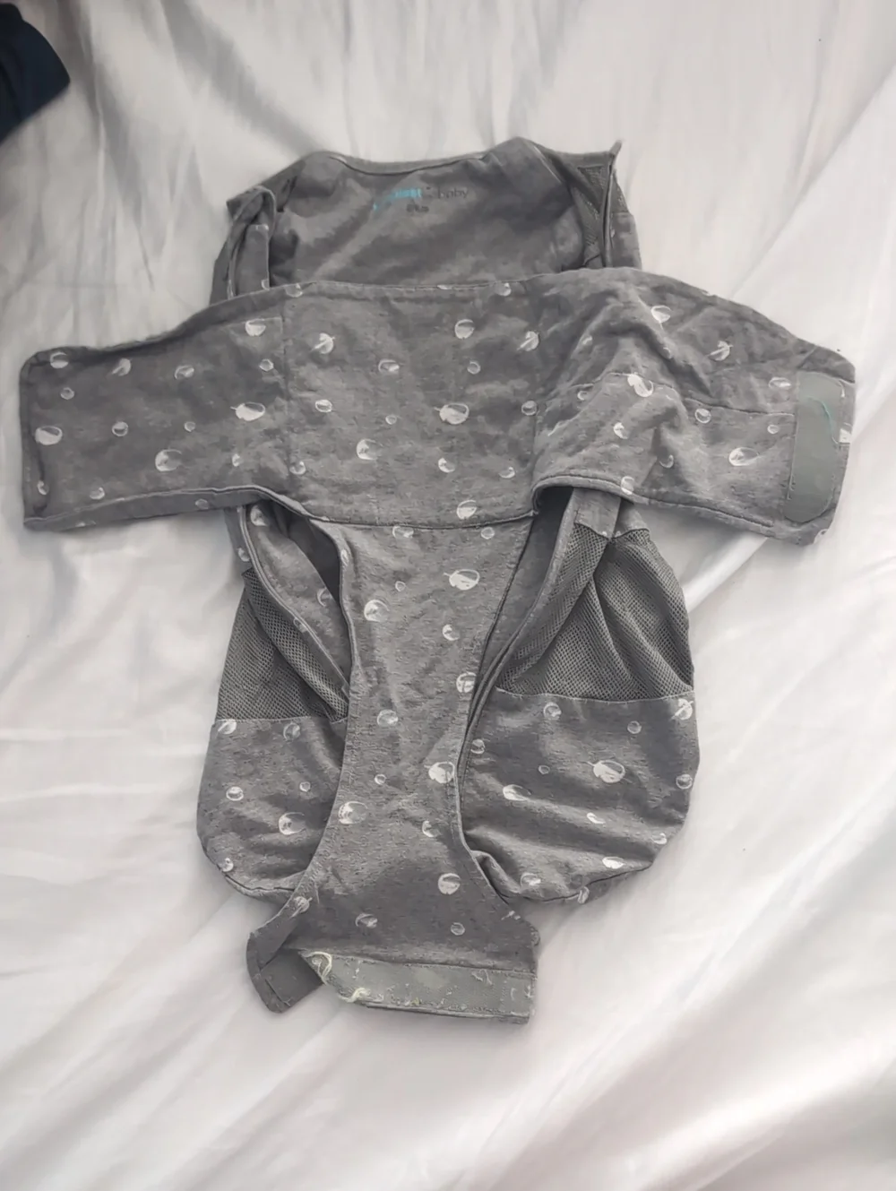 Sleepea 5-Second Baby Swaddle In Small Gray Moon
